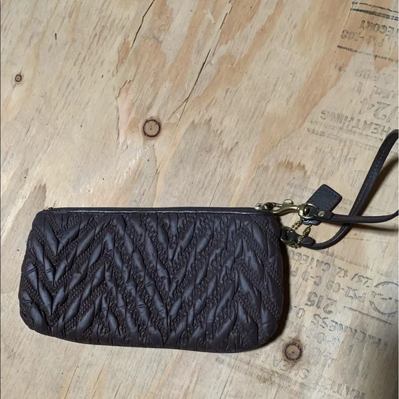 Brown Coach wallet - Picture 2 of 2